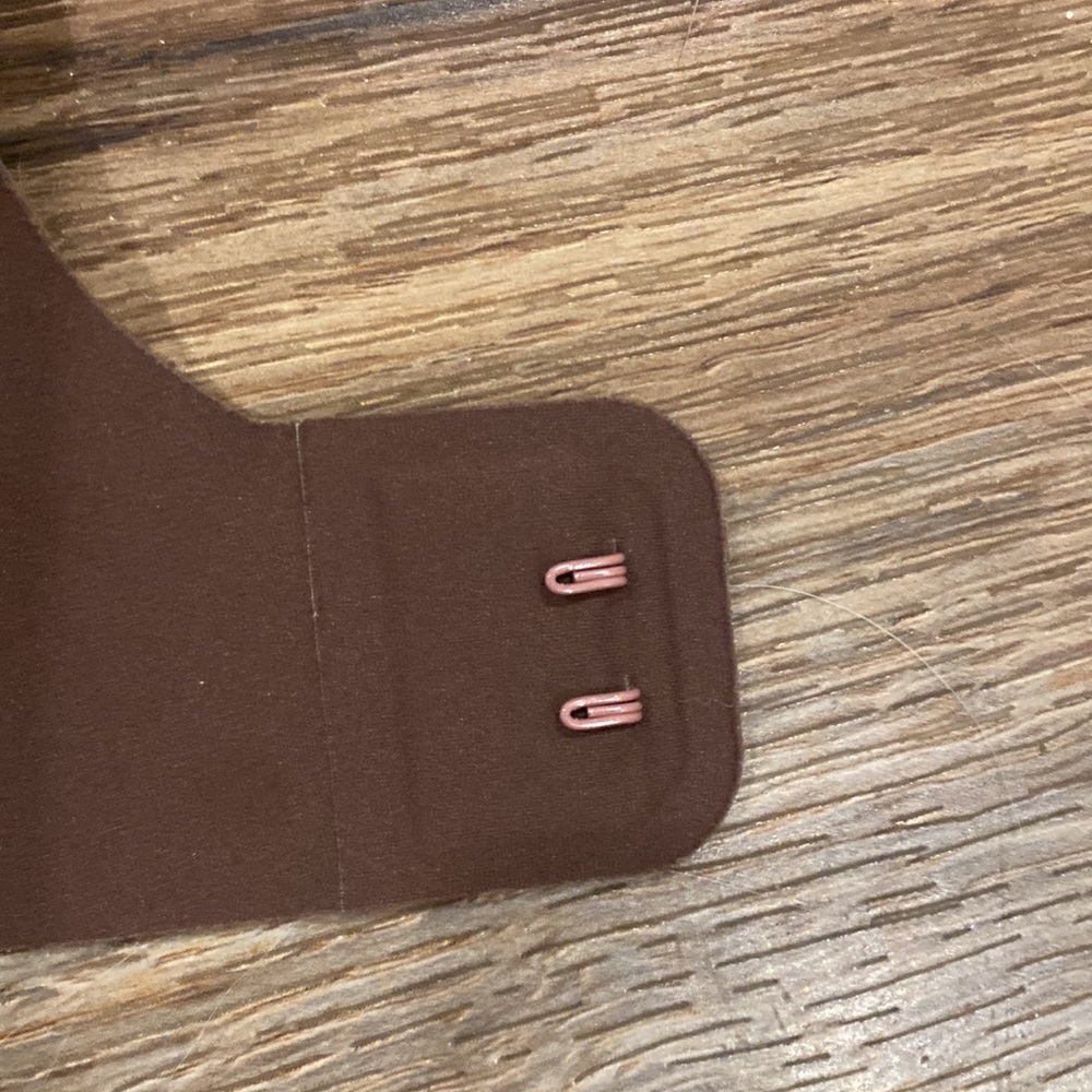Knix Revolution V-neck wireless bra - Picture 6 of 10
